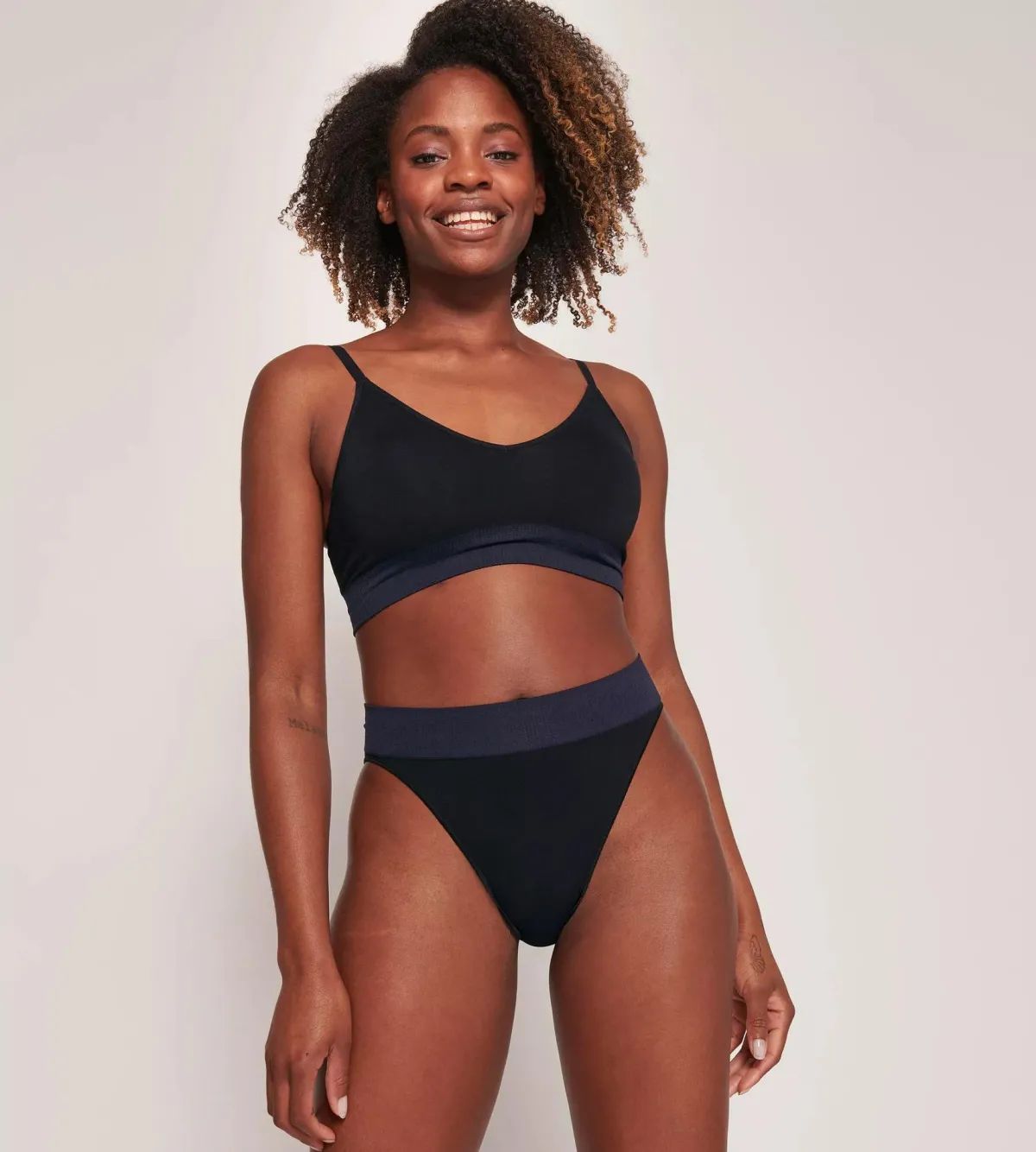 sloggi_ever_infused_aloe_7-8.webp sloggi Ever Infused | Sloggi Series<EVER INFUSED ALOE Black